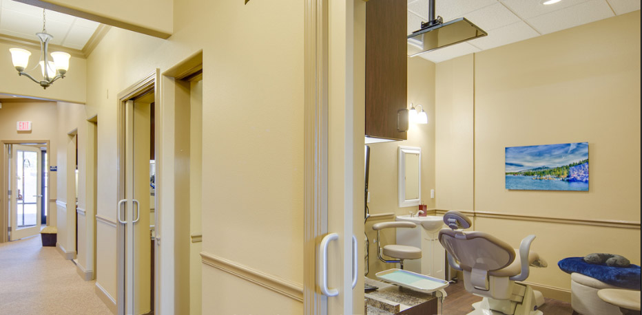 miller mission hills family dental exam room