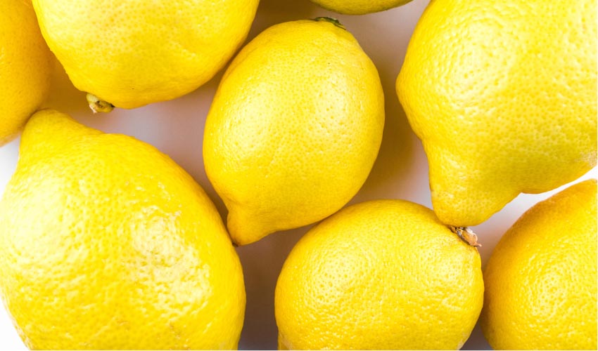 grouping of whole lemons